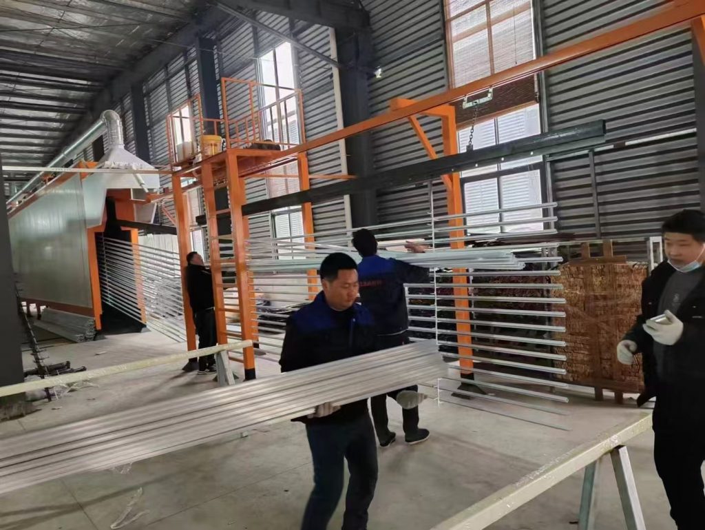 江苏铝材喷涂设备安装调试进行时，精准工艺打造行业标杆品质！